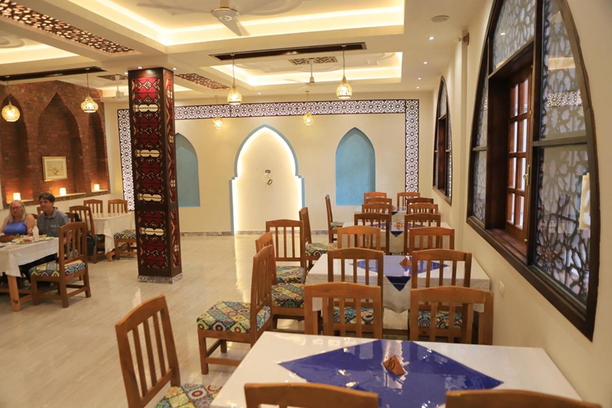 Amon Hotel Luxor Exterior foto