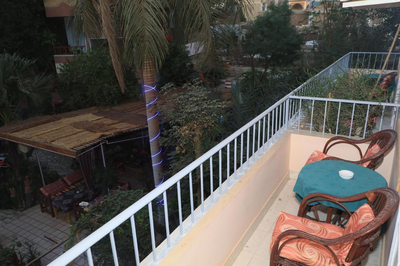 Amon Hotel Luxor Exterior foto